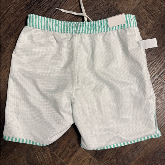 NWT Men’s Striped Swim Trunks - Picture 8 of 8